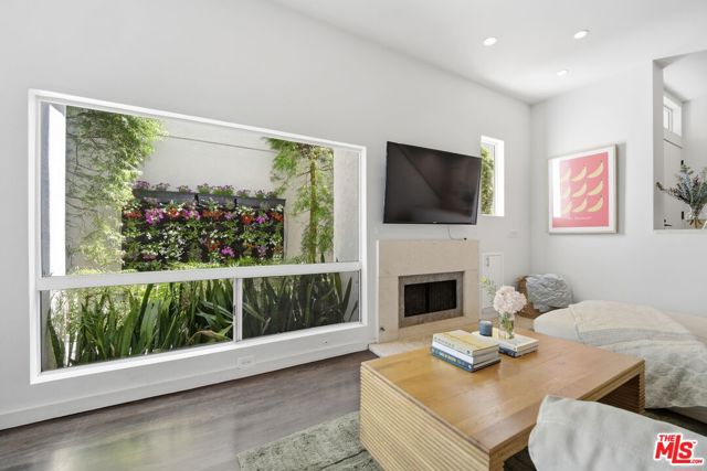 650 Harbor Street, 4 photo 7