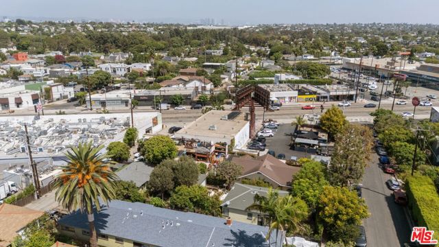 767 Sunset Avenue photo 46
