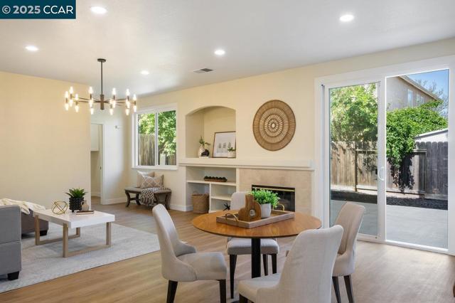 4107 Wheat Ct, Tracy CA: https://media.crmls.org/mediaz/70225eef-1483-4e46-b930-7e4c354187ce.jpg