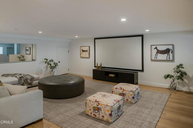 2060 Windover Road, Pasadena CA: https://media.crmls.org/mediaz/70235925-cf0e-4a0a-9771-d8bf282db713.jpg