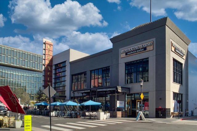 333 Santana Row, San Jose CA: https://media.crmls.org/mediaz/7023ecdb-746d-4207-8de8-a5bd8004795a.jpg