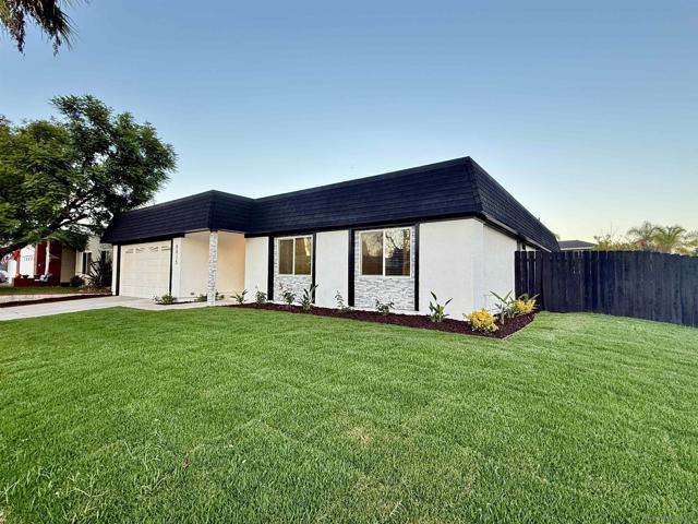 8815 Jackie Dr, San Diego CA: https://media.crmls.org/mediaz/70249941-a410-49b9-b2d7-1965784e6afb.jpg