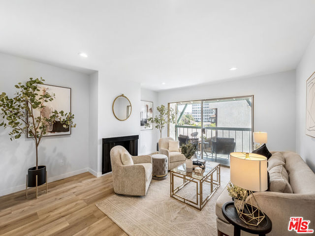 333 Burchett Street, 309 photo 7