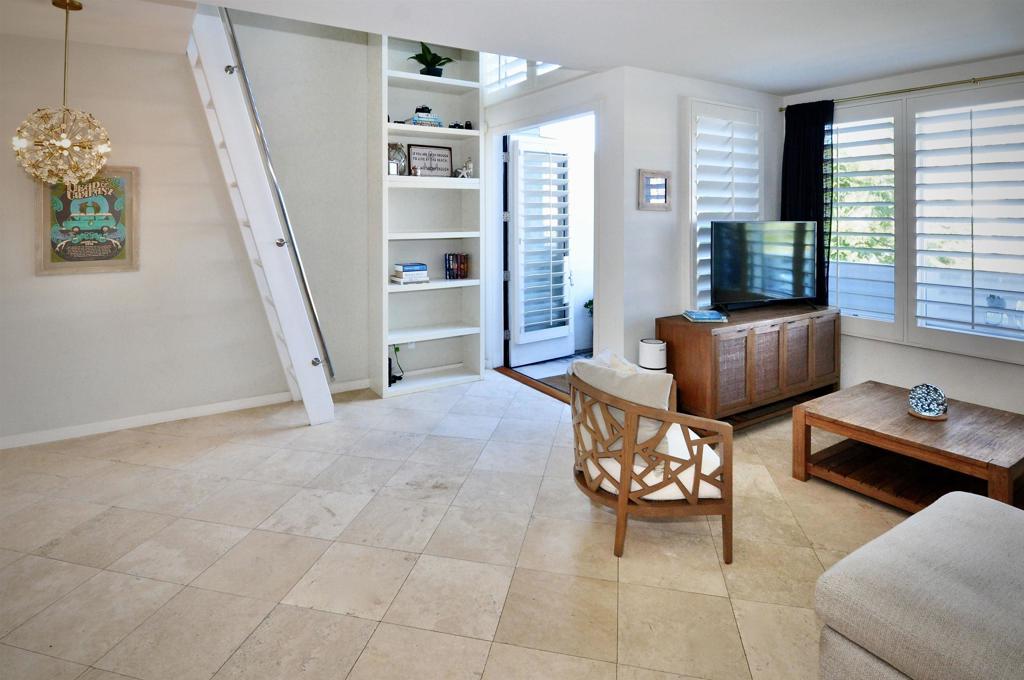 5490 La Jolla Blvd - photo 5