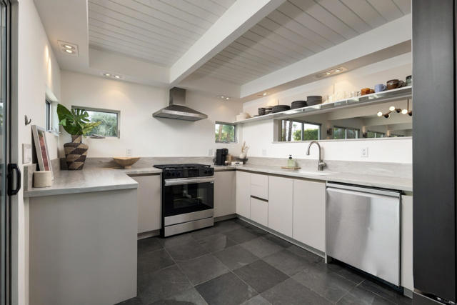 503 E Laurel Circle, Palm Springs, CA 92262