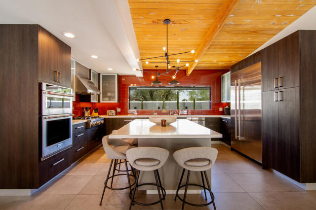 783 N Rose Avenue, Palm Springs CA: https://media.crmls.org/mediaz/7029390a-d719-4a6c-94a9-223762cfdbe2.jpg