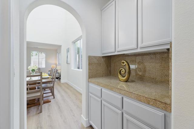 2342 Winchester Loop, Discovery Bay CA: https://media.crmls.org/mediaz/702a9c48-5466-405f-8f8a-148ba078542d.jpg