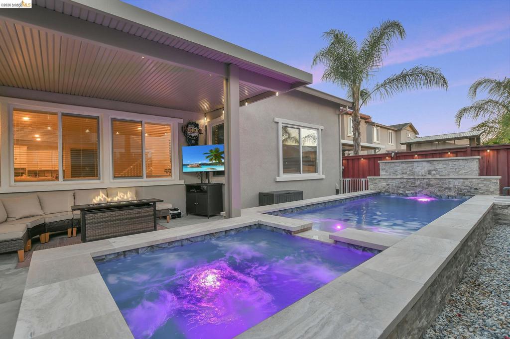 379 Savannah Way