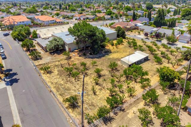 1545 Stone Creek Drive, San Jose CA: https://media.crmls.org/mediaz/702b953e-2e80-49be-9adf-8b2630b512c7.jpg