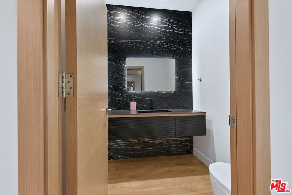 MLS #26915335 image #31