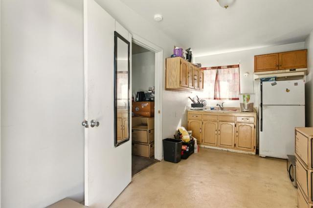 295 S 19th Street, San Jose CA: https://media.crmls.org/mediaz/702cd771-a49e-4a7d-8f42-77076afcca54.jpg