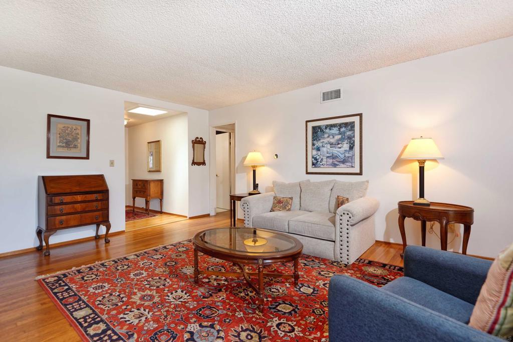3152 Governor Drive - photo 3