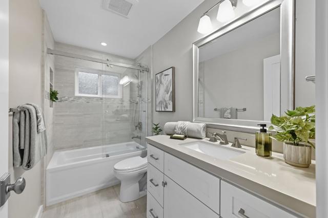 1426 Chestnut Street, San Carlos CA: https://media.crmls.org/mediaz/702d5a3a-59d1-446d-a63c-a475c7b49911.jpg