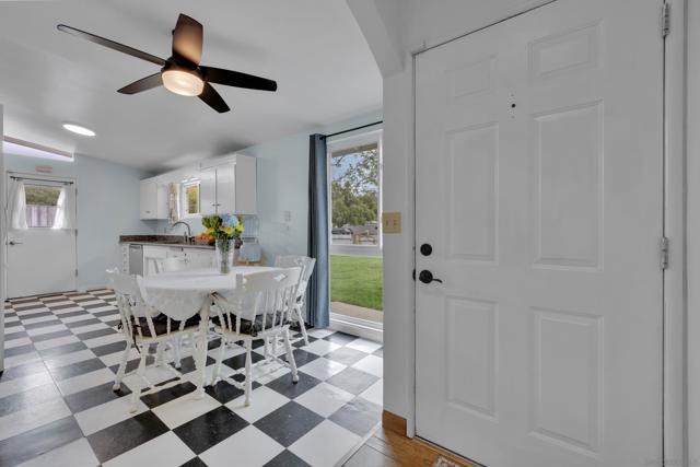 13834 Tobiasson Rd, Poway CA: https://media.crmls.org/mediaz/702dc279-6eb9-4448-a559-462292395223.jpg