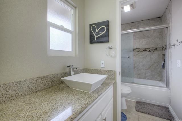 Detail Gallery Image 23 of 45 For 1207 Branding Iron Cir, Vista,  CA 92081 - 4 Beds | 3 Baths