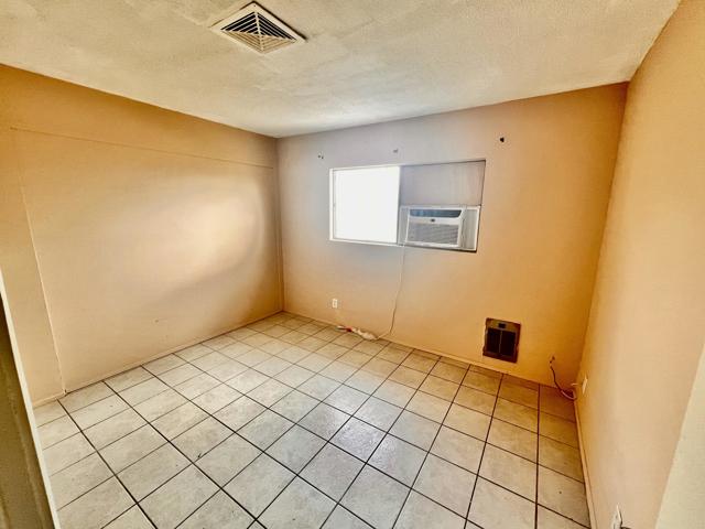 66775 Yucca Drive, Desert Hot Springs CA: https://media.crmls.org/mediaz/702f9ae9-dee5-4e3d-852b-a779b2baf1fe.jpg