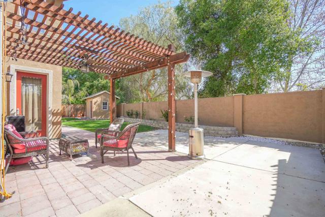 5018 Southport Ct, Antioch CA: https://media.crmls.org/mediaz/702fd899-e3c2-472a-a3e5-17137c888cc6.jpg