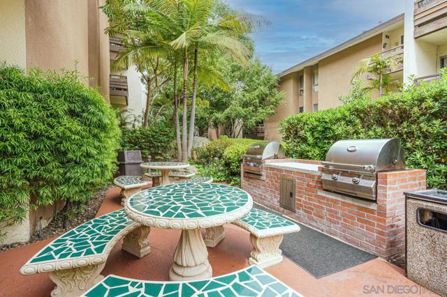 1625 Hotel Cir S, San Diego CA: https://media.crmls.org/mediaz/70308318-390d-46a3-a5e6-fd47f59dde50.jpg