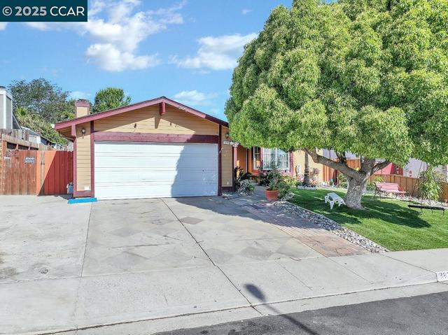 2256 CONCORD DR, Pittsburg CA: https://media.crmls.org/mediaz/703142d7-8ead-4ad3-ad84-fe9c92e6a999.jpg