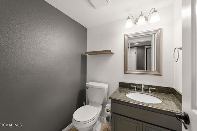 3581 Rachael Avenue, Simi Valley CA: https://media.crmls.org/mediaz/7031e118-37fe-4389-ae89-8461715cb78b.jpg