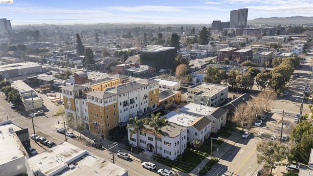 Image 34 of 38 For 367 St  