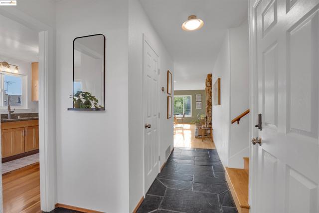 2023 Mira Vista Dr, El Cerrito CA: https://media.crmls.org/mediaz/70334f90-be99-4fe7-a559-0f9c1a722ce5.jpg