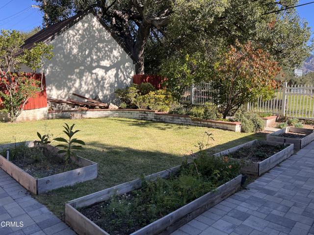 Detail Gallery Image 18 of 30 For 4626 Viro Rd, La Canada Flintridge,  CA 91011 - 4 Beds | 2 Baths