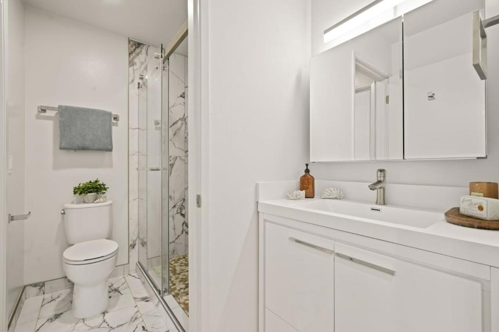 70340350 0653 4759 88Fa 205Ce2Ba7C25 2101 Shoreline Drive #437, Alameda, Ca 94501 &Lt;Span Style='BackgroundColor:transparent;Padding:0Px;'&Gt; &Lt;Small&Gt; &Lt;I&Gt; &Lt;/I&Gt; &Lt;/Small&Gt;&Lt;/Span&Gt;