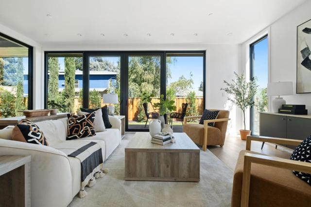 2160 Menalto Avenue, Menlo Park CA: https://media.crmls.org/mediaz/70355a05-7f63-42a5-9b08-5a62e7c3e3ae.jpg