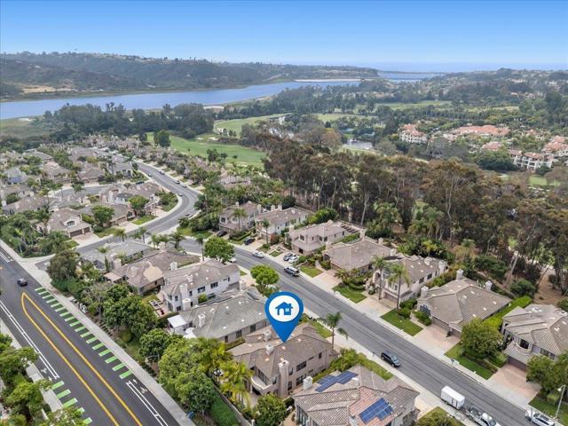 7166 Tern Place, Carlsbad CA: https://media.crmls.org/mediaz/70356729-26cc-4379-aef9-69ce4d25b148.jpg