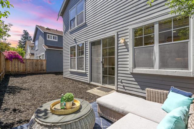 87 Chester Circle, Los Altos CA: https://media.crmls.org/mediaz/7035c785-c95a-4f22-9c9a-6cccf0290b94.jpg