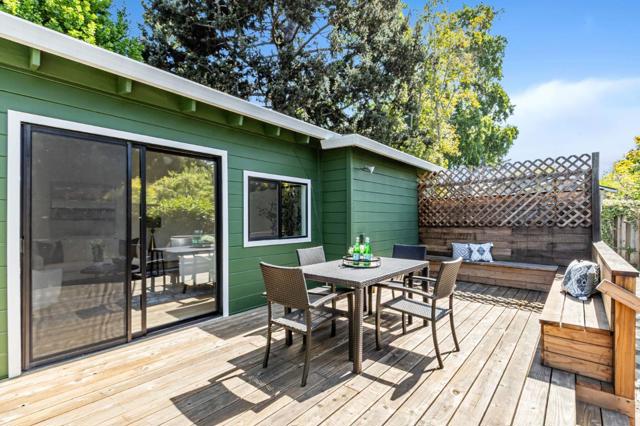 928 Peggy Lane, Menlo Park CA: https://media.crmls.org/mediaz/7035f057-3ffb-4cbe-9076-486464bd3a4f.jpg