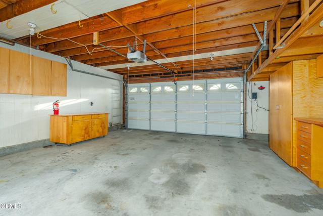 3475 E Karena Court, Camarillo CA: https://media.crmls.org/mediaz/7036229c-047e-4606-be2c-f2f4ebbf3311.jpg