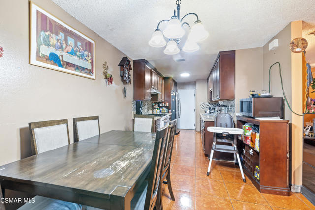 12521 Bradley Avenue, Sylmar CA: https://media.crmls.org/mediaz/70379d91-8f3e-436a-958e-d69a418ec97f.jpg