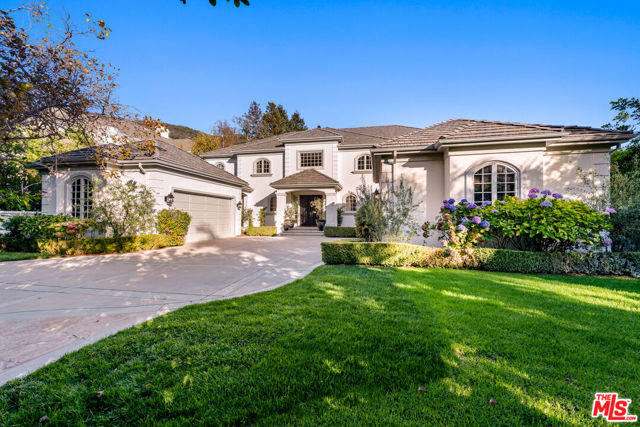 1420 Bienveneda Avenue photo 2