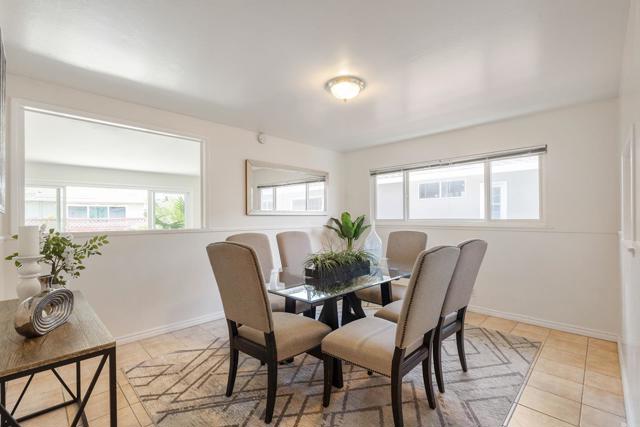 2225 Salisbury Way, San Mateo CA: https://media.crmls.org/mediaz/70398590-9ce8-4624-8c7f-4aa09428720a.jpg