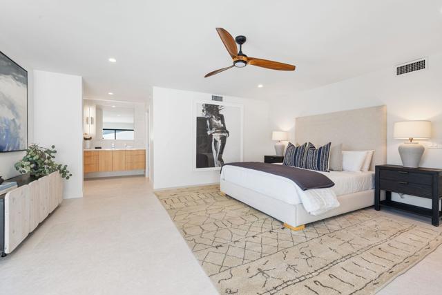 46380 Desert Lily Drive, Palm Desert CA: https://media.crmls.org/mediaz/703adcb9-786f-4246-8ca0-d7b65ff652f7.jpg