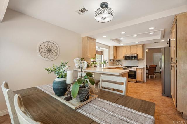 24039 Del Amo Road, Ramona CA: https://media.crmls.org/mediaz/703bc30f-a6ed-449a-8a1c-972a1e61b3cc.jpg