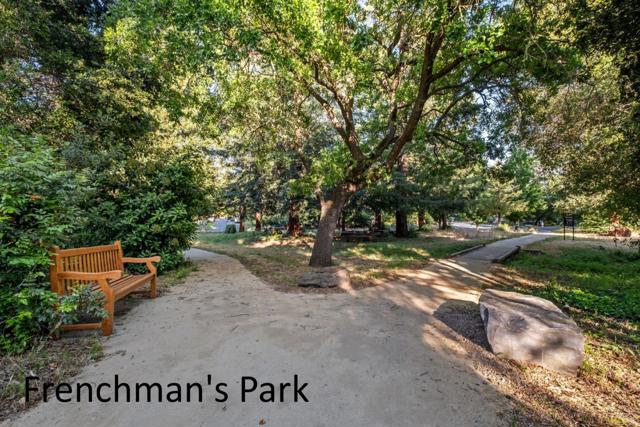949 Wing Place, Stanford CA: https://media.crmls.org/mediaz/703d471c-b0fb-4e7e-b6cf-7cff635e7935.jpg