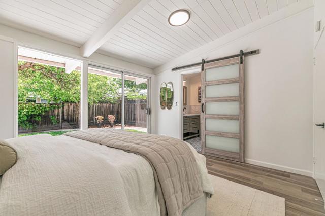 3845 Corina Way, Palo Alto CA: https://media.crmls.org/mediaz/703ebbd3-0dd5-4022-81cc-cc837c3669cd.jpg