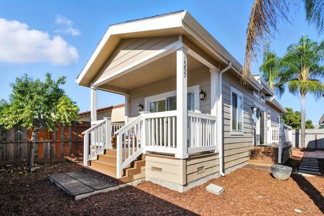 1297 Chesbro Way, Gilroy CA: https://media.crmls.org/mediaz/703ef8b2-178b-4f30-9577-9cae0828322e.jpg