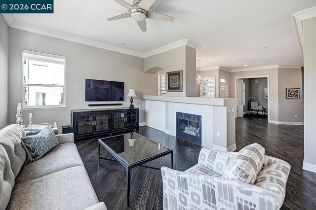 Image 17 of 59 For 539 High Eagle Ct