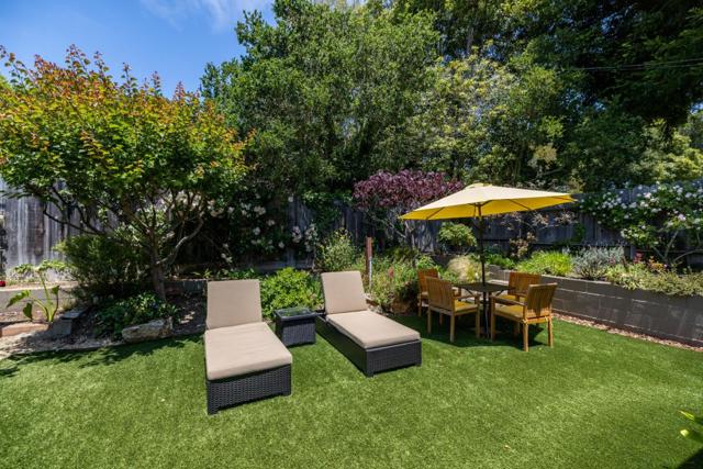 3483 Ocean Avenue, Carmel CA: https://media.crmls.org/mediaz/703f3bb1-efa2-4138-bc14-0e93cb5f359b.jpg