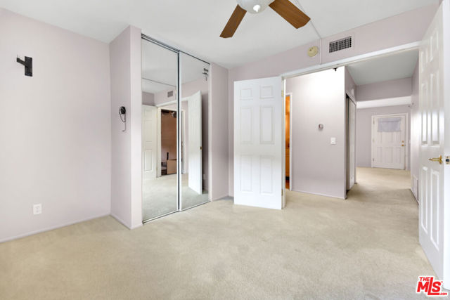 13480 Laurelhurst Road, Moorpark CA: https://media.crmls.org/mediaz/703f8433-9acd-4f17-9eed-b87e932a19c2.jpg