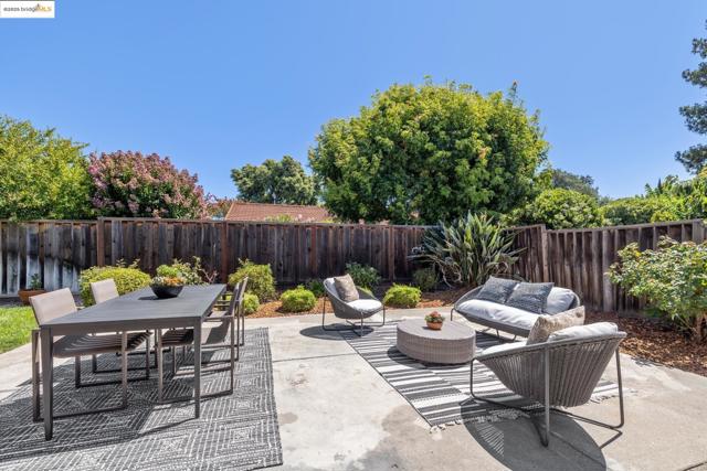 934 Bancroft Rd, Concord CA: https://media.crmls.org/mediaz/70401e42-e37e-4302-a40a-bfc0ed70db5a.jpg
