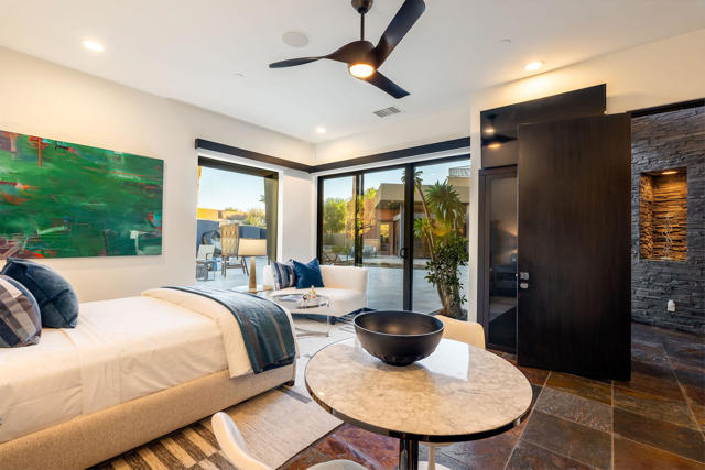 335 Patel Place, Palm Springs CA: https://media.crmls.org/mediaz/70415411-9971-4c7a-a624-137e73e66fb5.jpg