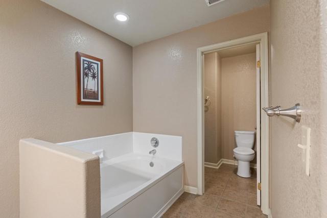 1258 De Cunha Court, Salinas CA: https://media.crmls.org/mediaz/70416f6e-d749-4325-8fe5-3c1fc0dca62f.jpg