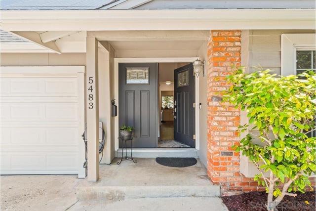 5483 Maisel Way, San Diego CA: https://media.crmls.org/mediaz/70419cdd-955f-4efe-8f6f-7b9c3243aaf0.jpg
