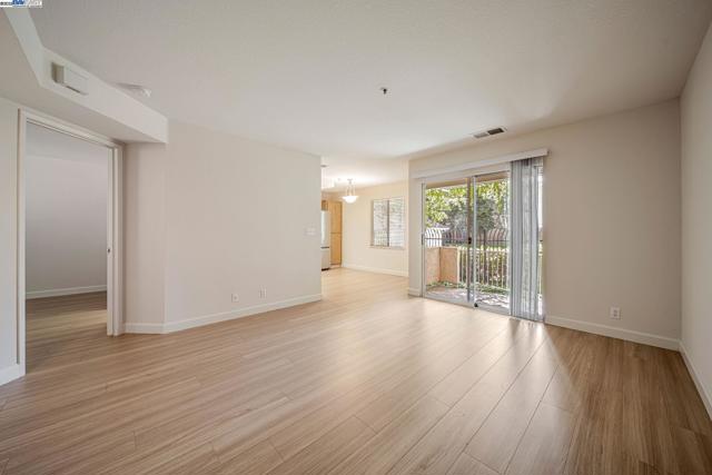 4772 Nicol Cmn, Livermore CA: https://media.crmls.org/mediaz/704402e0-a9e3-4826-9385-b24c099452ef.jpg