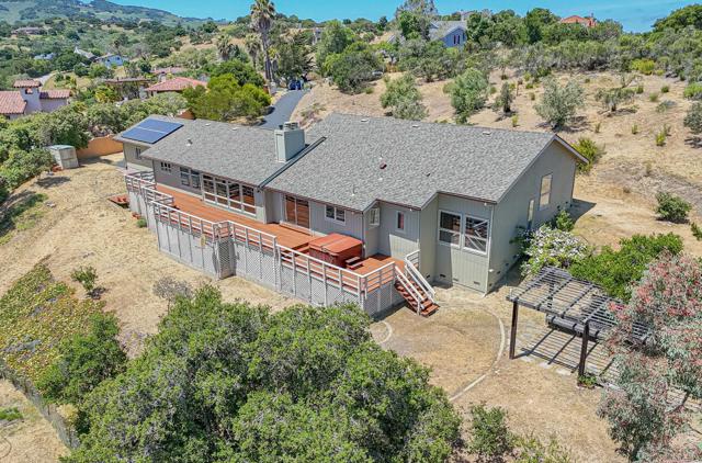 24935 Corte Poco, Salinas CA: https://media.crmls.org/mediaz/70456394-464a-4f51-bd40-893a07df55ec.jpg